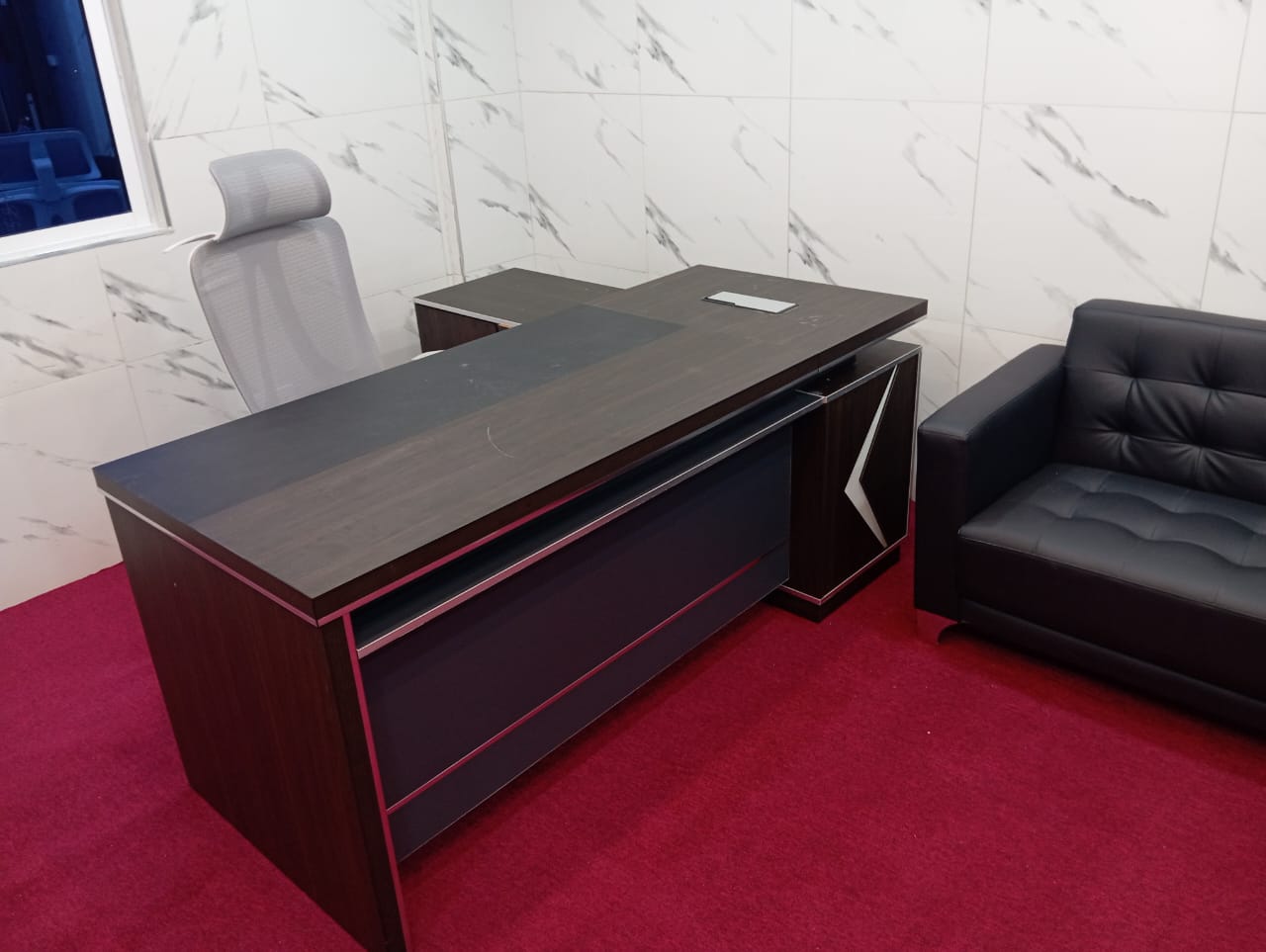 L shaped executive desk