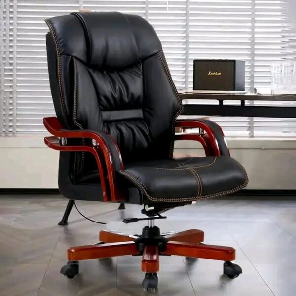 Executive Seat – Ultimate Comfort & Professional Style