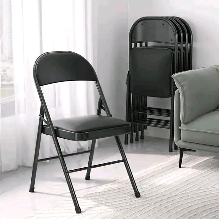 Black Foldable Table in Nairobi